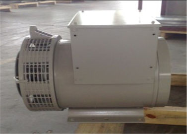 kopen 40kw 50kva 1800rpm Zelf Opgewekte AC Generator In drie stadia voor Generatorreeks online manufacture